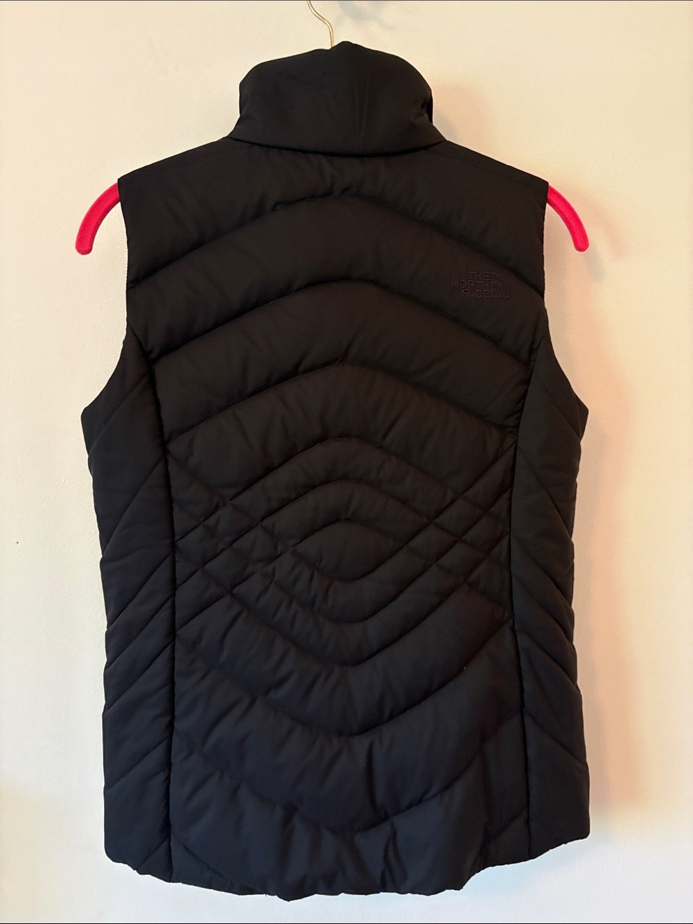 The North Face - 550 Down fill Women's Black Quilted Insulated Vest NWOT - Picture 7 of 10